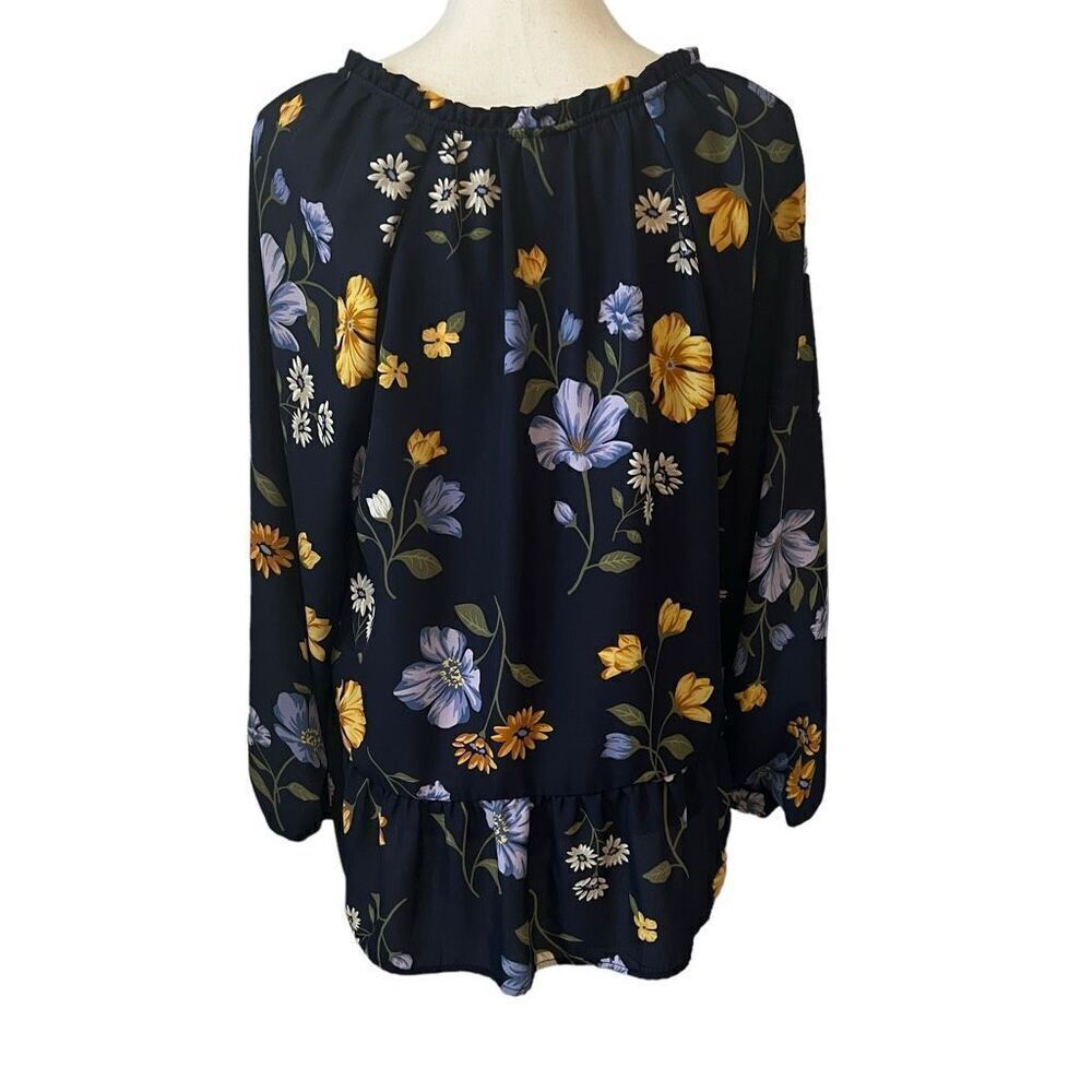 Old Navy Navy Blue Floral Blouse Tunic Size Large - Picture 4 of 7